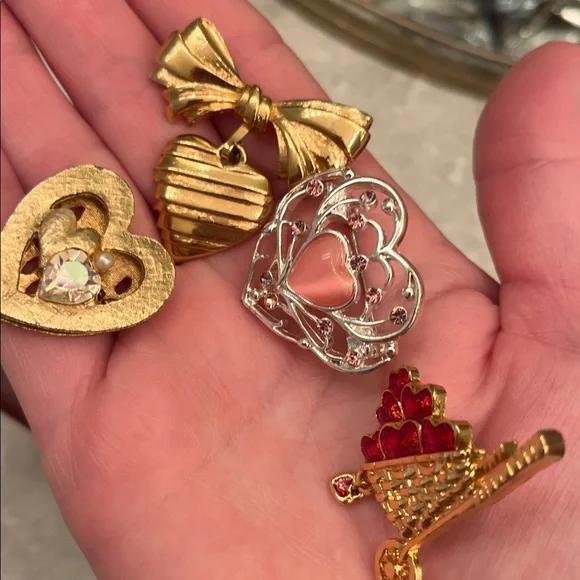 Elegant Gold and Silver Heart Brooch Bundle (4) - Picture 6 of 6